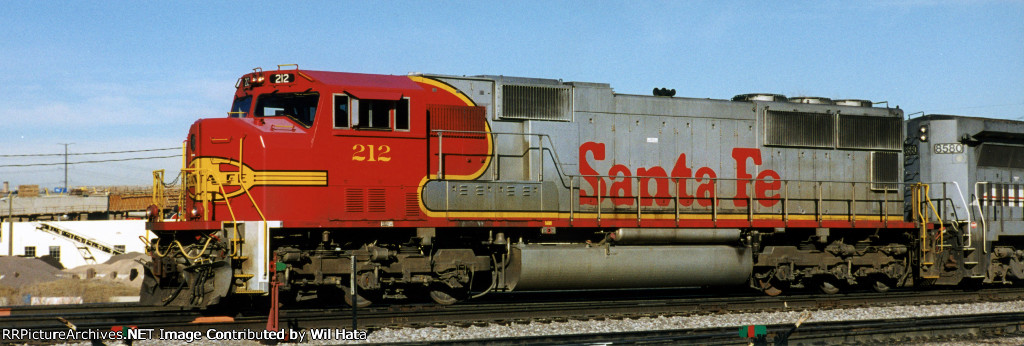 Santa Fe SD75M 212